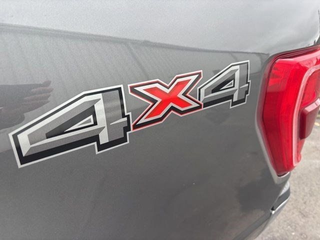 Ford F-150 XLT SuperCrew 4WD 2023