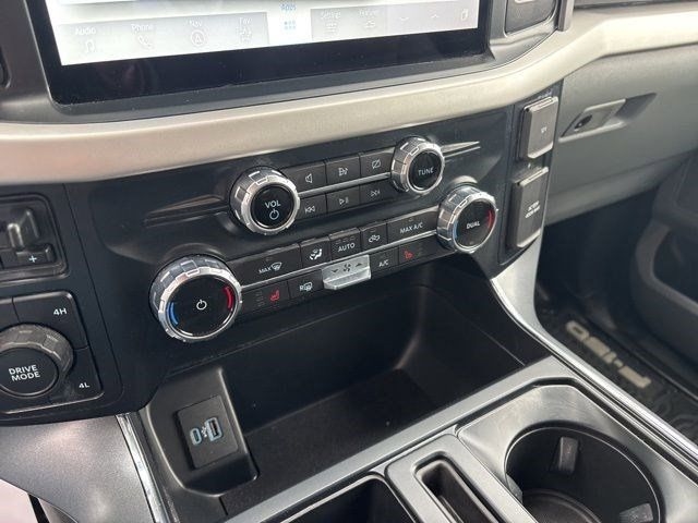 Ford F-150 XLT SuperCrew 4WD 2023