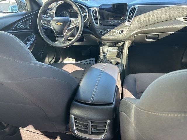 Chevrolet Malibu  2023