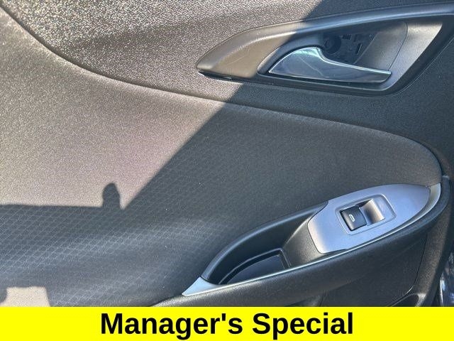 Chevrolet Malibu  2023