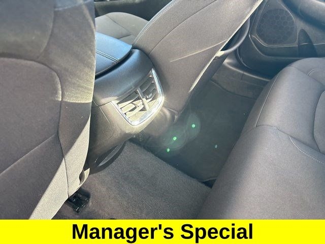 Chevrolet Malibu  2023