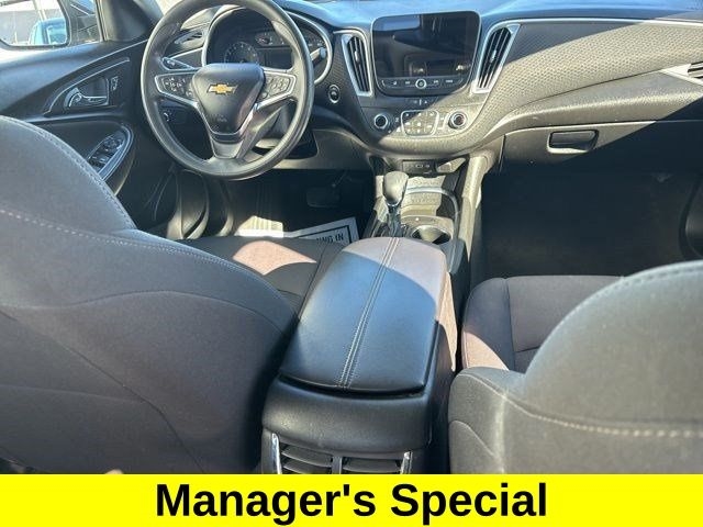 Chevrolet Malibu  2023