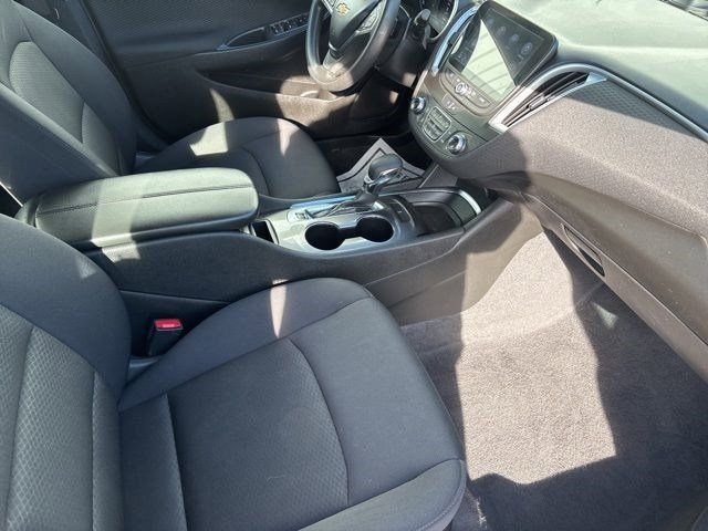 Chevrolet Malibu  2023