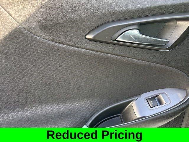 Chevrolet Malibu  2023