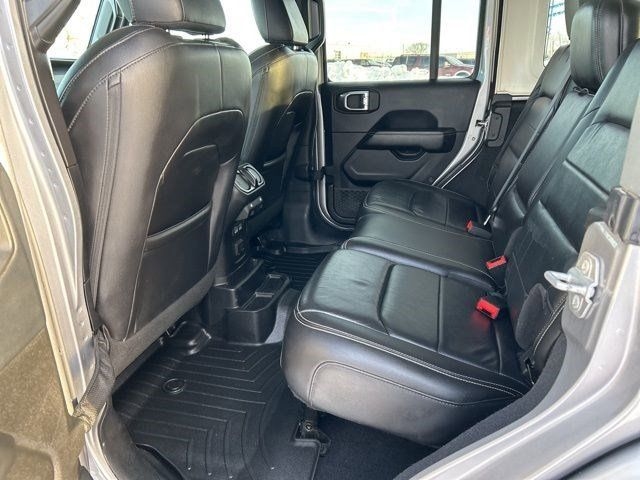 Jeep Wrangler Unlimited Sahara 4WD 2018