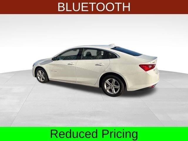 Chevrolet Malibu  2023