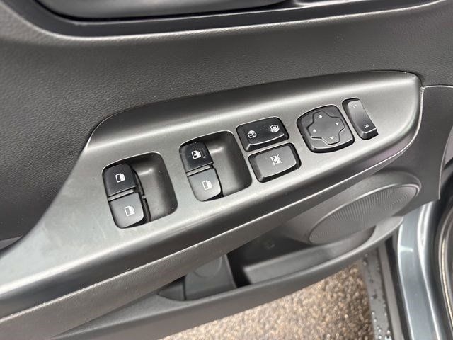 Hyundai Kona SE 2021