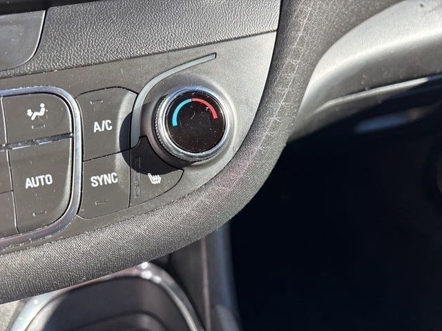 Chevrolet Malibu  2023