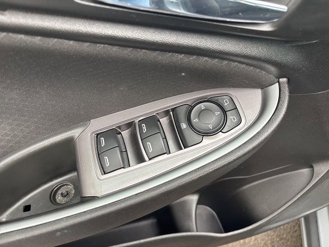 Chevrolet Malibu  2023