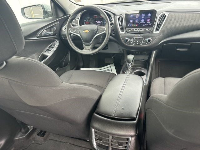 Chevrolet Malibu  2023