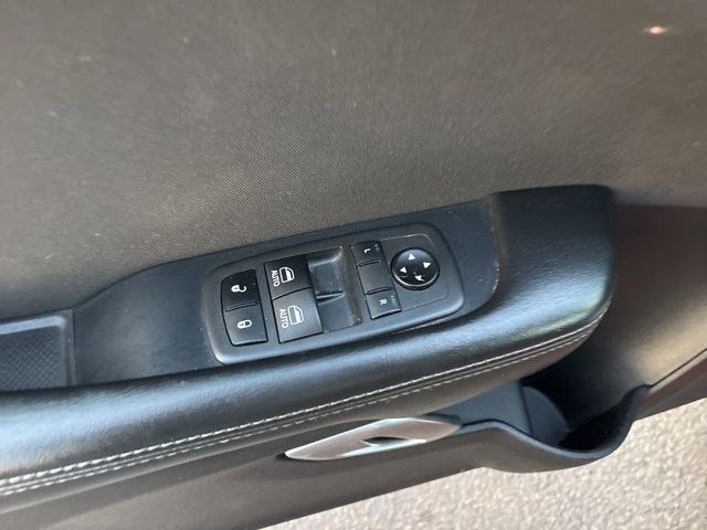 Dodge Challenger SXT 2021