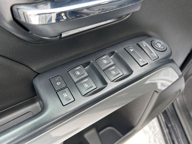 Chevrolet Silverado 1500  2018