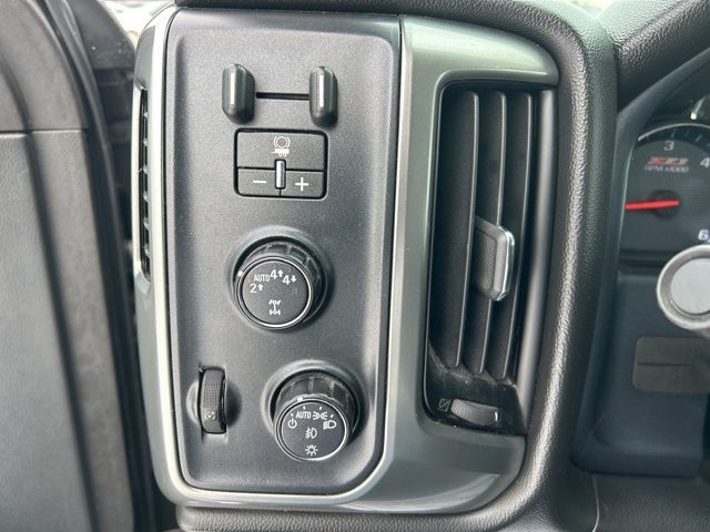 Chevrolet Silverado 1500  2018