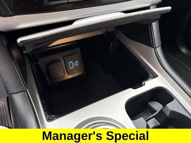 Ford Explorer XLT 4WD 2022