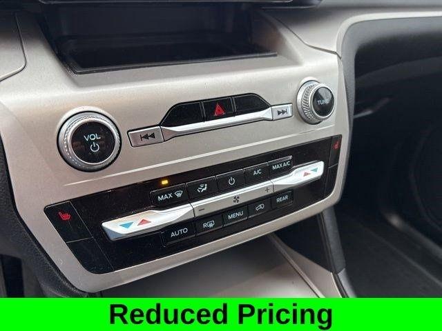 Ford Explorer XLT 4WD 2022