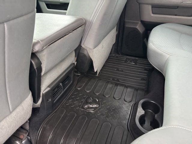 RAM 1500 SLT Crew Cab 4WD 2017