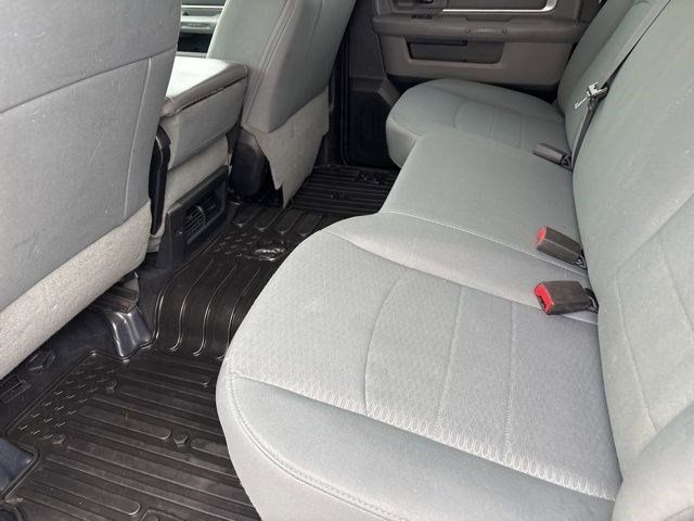 RAM 1500 SLT Crew Cab 4WD 2017