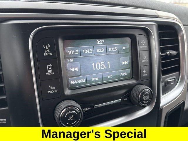 RAM 1500 SLT Crew Cab 4WD 2017