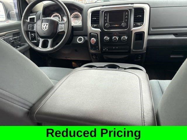 RAM 1500 SLT Crew Cab 4WD 2017