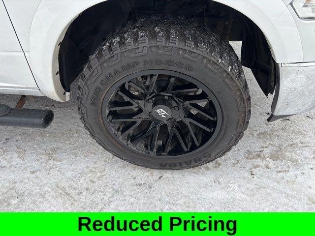 RAM 1500 SLT Crew Cab 4WD 2017