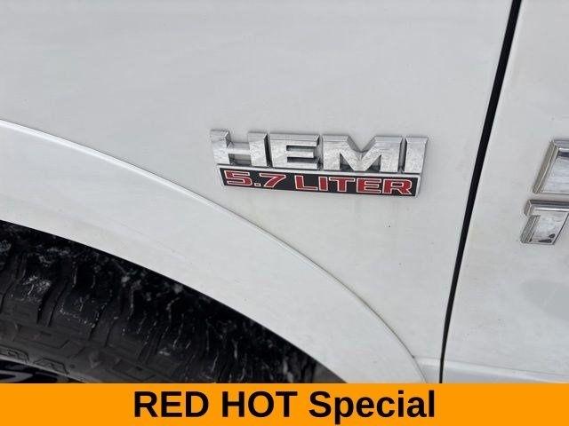 RAM 1500 SLT Crew Cab 4WD 2017