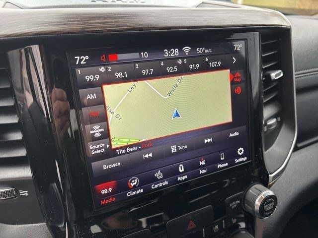 RAM 1500 Laramie Crew Cab 4WD 2020