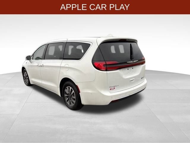 Chrysler Pacifica Hybrid Touring L 2022