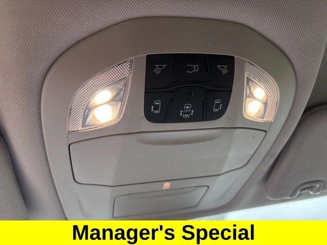 Chrysler Pacifica Hybrid Touring L 2022