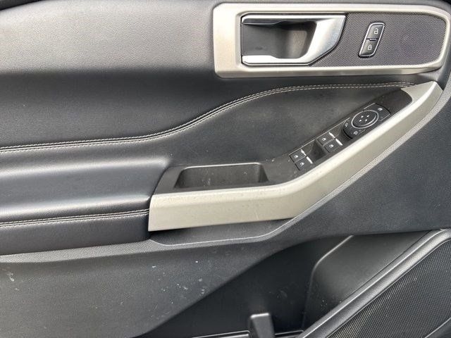 Ford Explorer XLT 2022