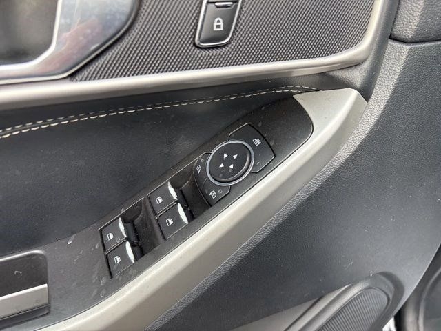 Ford Explorer XLT 2022