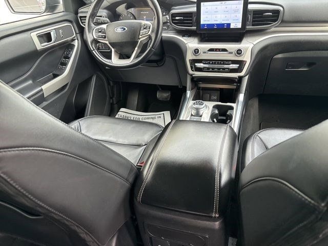 Ford Explorer XLT 2022