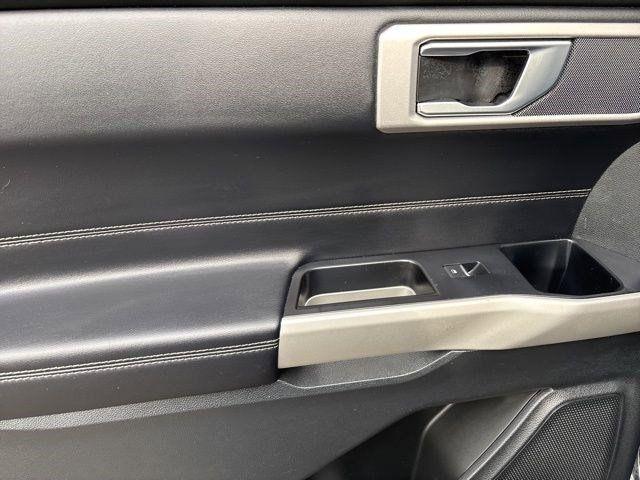 Ford Explorer XLT 2022