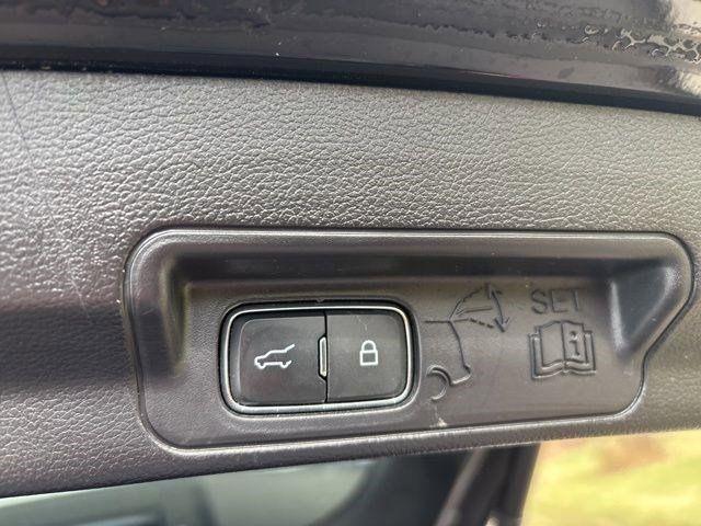 Ford Explorer XLT 2022