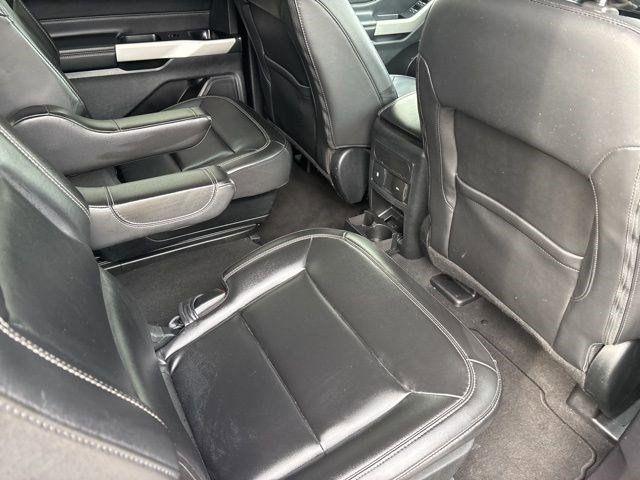 Ford Explorer XLT 2022