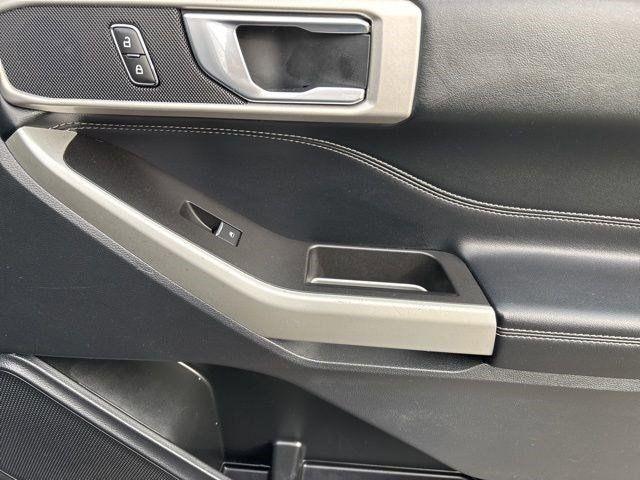 Ford Explorer XLT 2022