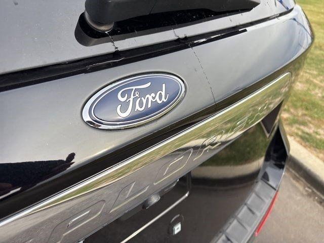 Ford Explorer XLT 2022