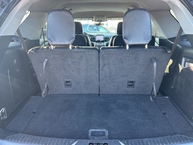 Ford Explorer XLT 2023