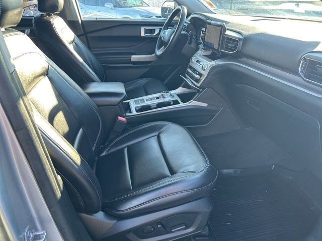 Ford Explorer XLT 2023