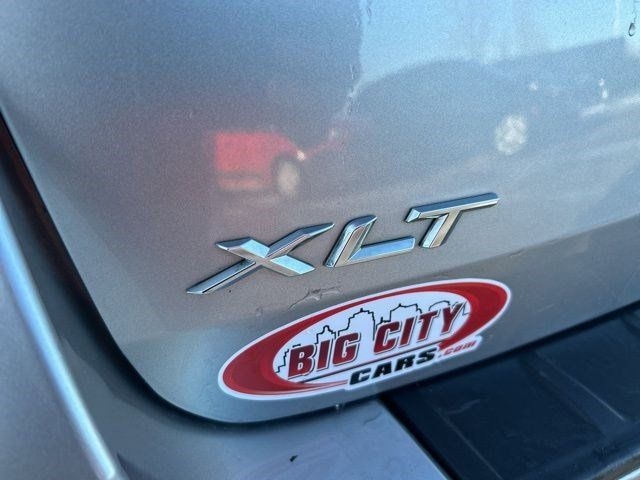 Ford Explorer XLT 2023