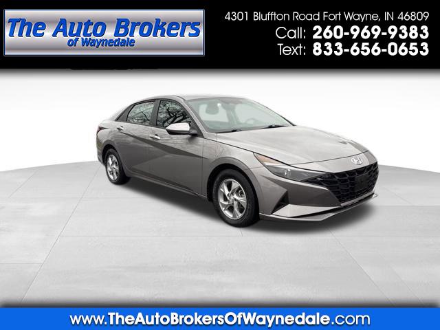 2023 Hyundai Elantra SE