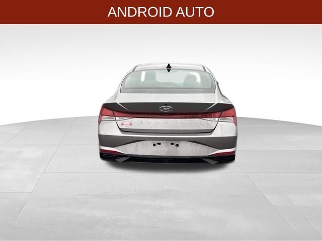 Hyundai Elantra SE 2023