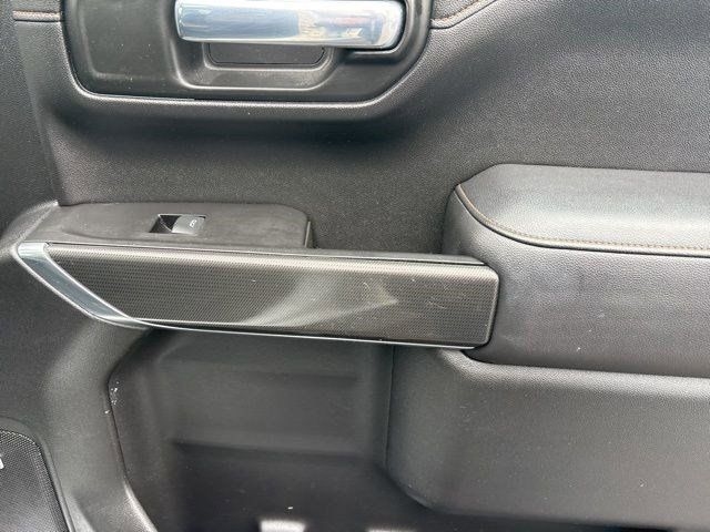 GMC Sierra 1500 AT4 Crew Cab 4WD 2020