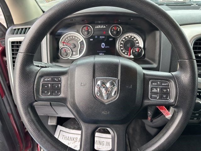 RAM 1500 SLT Crew Cab 4WD 2017