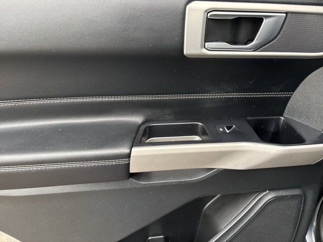 Ford Explorer XLT 4WD 2022