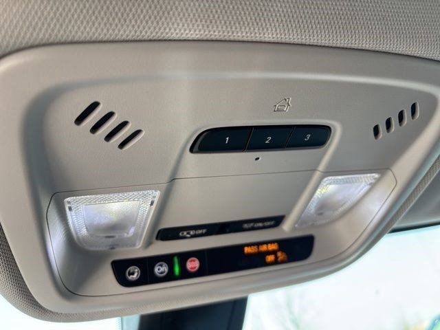 Chevrolet Traverse  2021