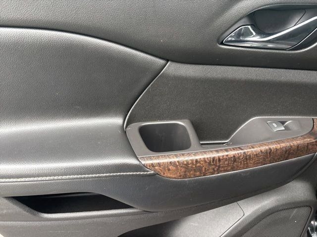 GMC Acadia Denali AWD 2020