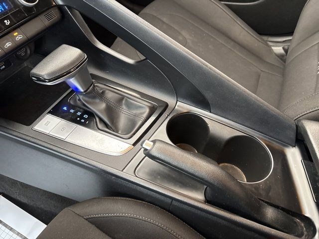 Hyundai Elantra SEL 2022