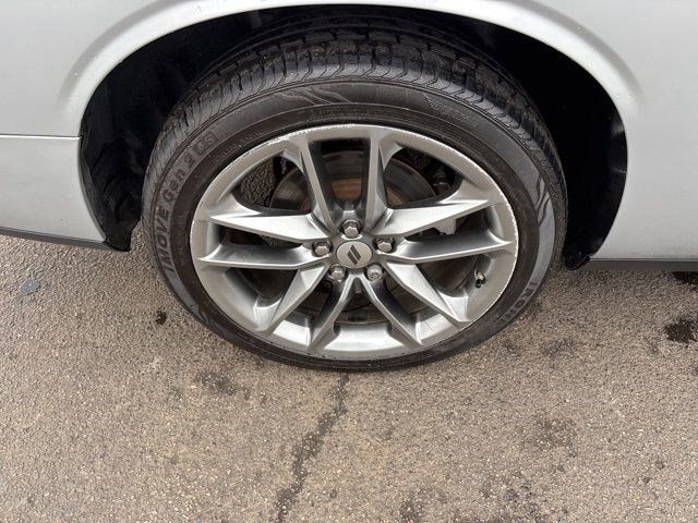 Dodge Challenger  2021