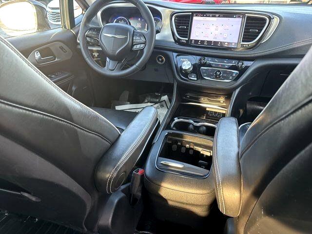 Chrysler Pacifica Limited AWD 2023
