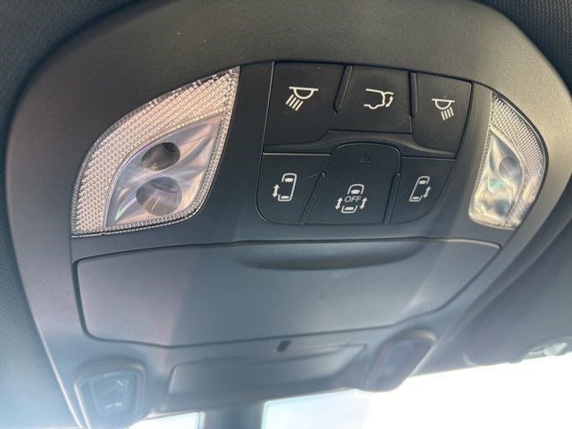 Chrysler Pacifica Limited AWD 2023